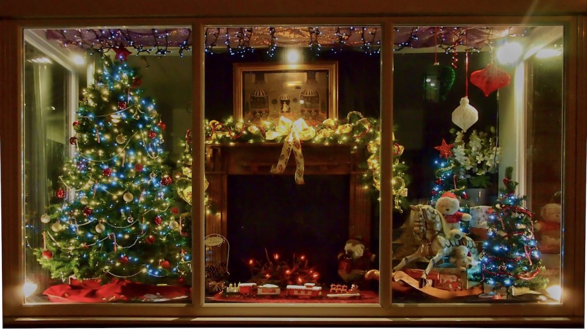 Christmas window display