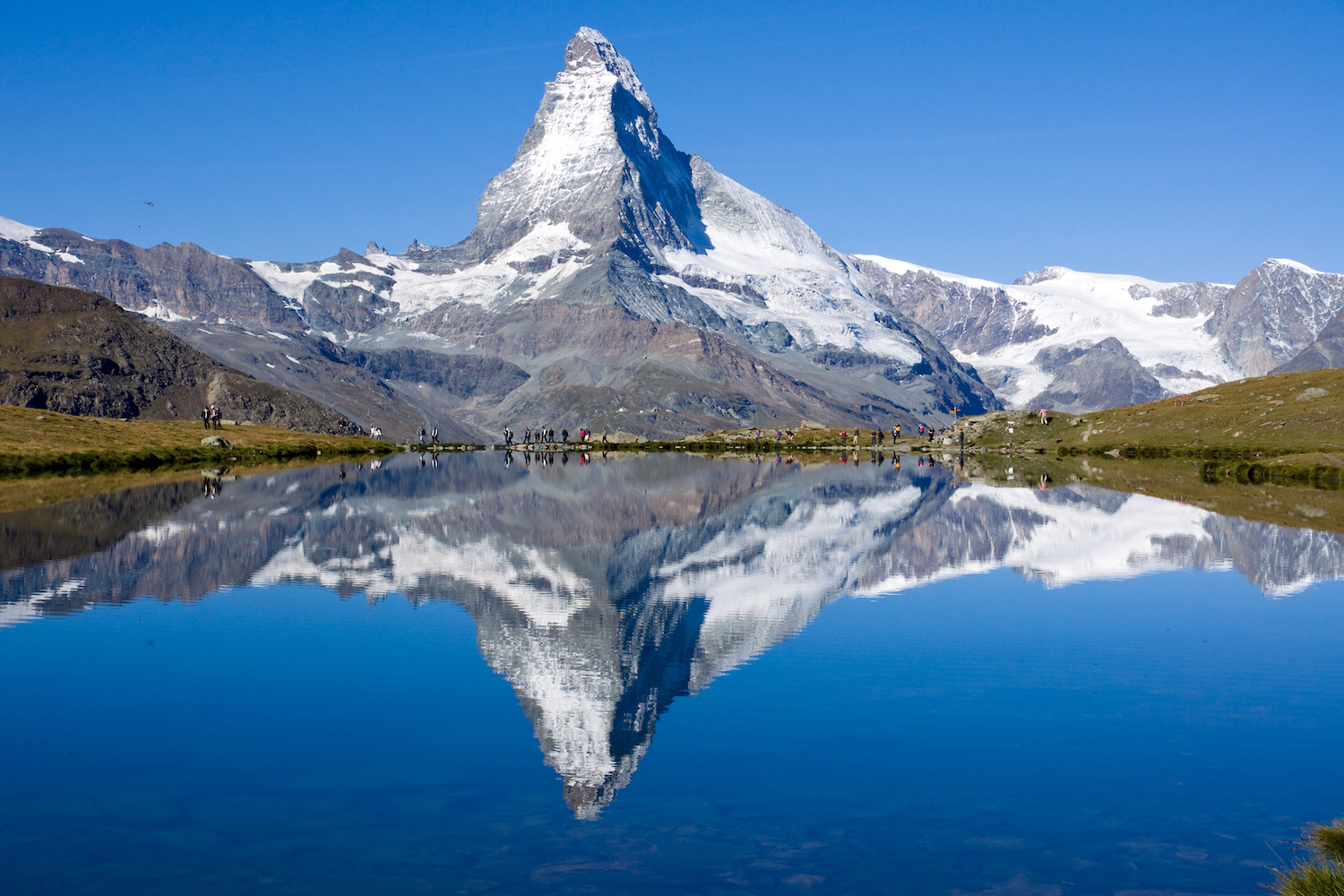 10 of the world's most astounding mountain peaks