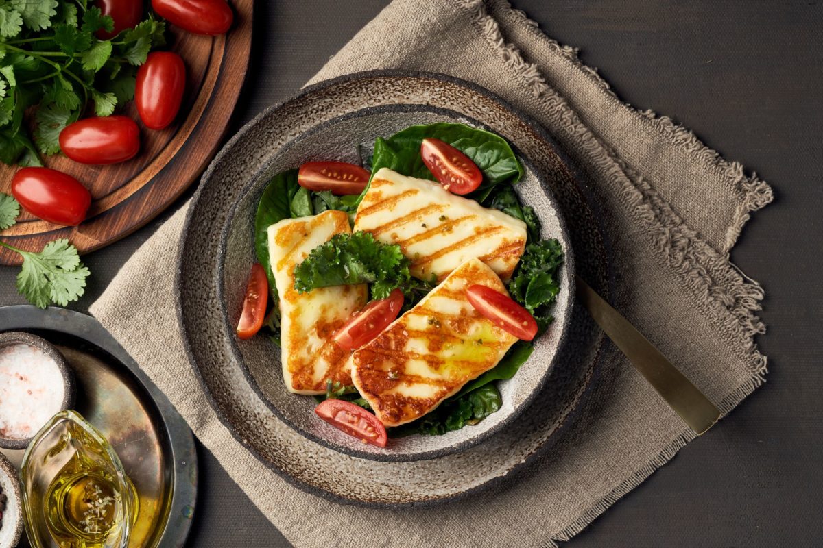 Grilled halloumi cheese - foods to try in Cyprus