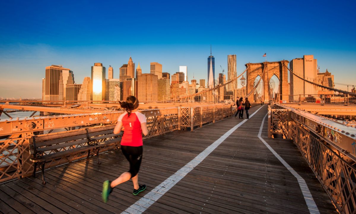 Stay fit while travelling - runner in New York